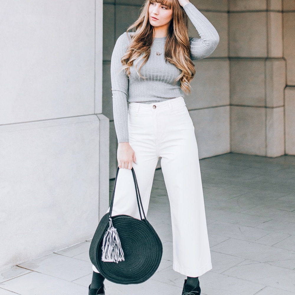 White High Waist Capri Pants